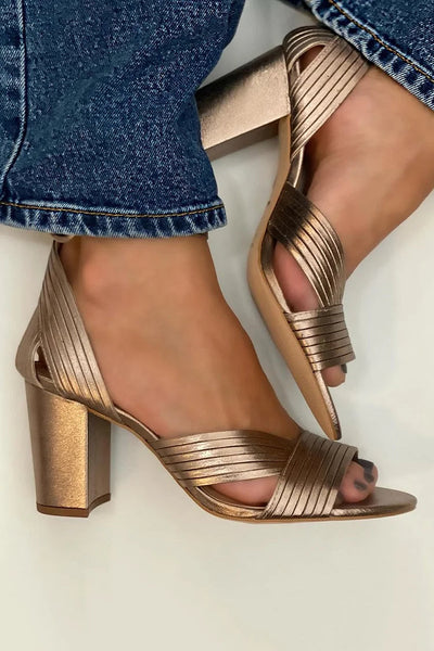 FIORELLA | SUSSURRI D'AMORE SANDALI