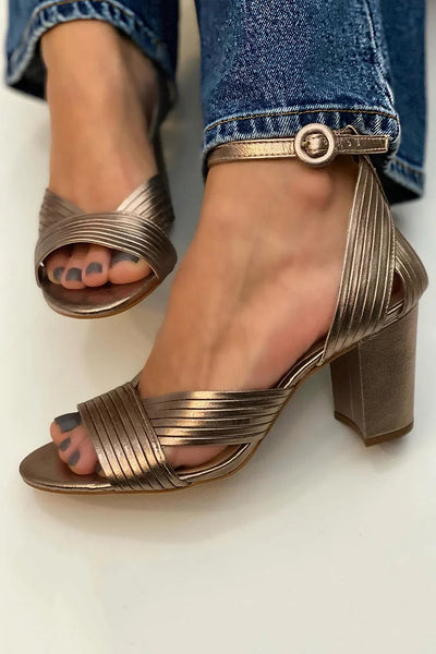 FIORELLA | SUSSURRI D'AMORE SANDALI