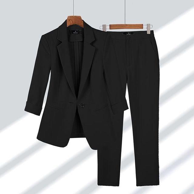 Ora - Blazer e Pantaloni Senza Tempo