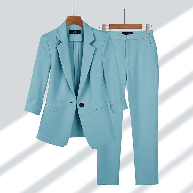Ora - Blazer e Pantaloni Senza Tempo