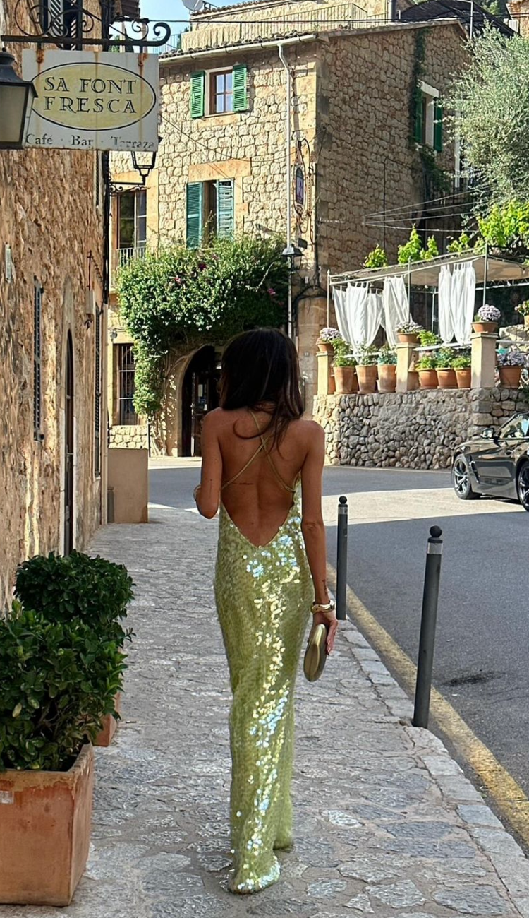 Ayla - Abito da festa senza schiena con collare quadrato e paillettes