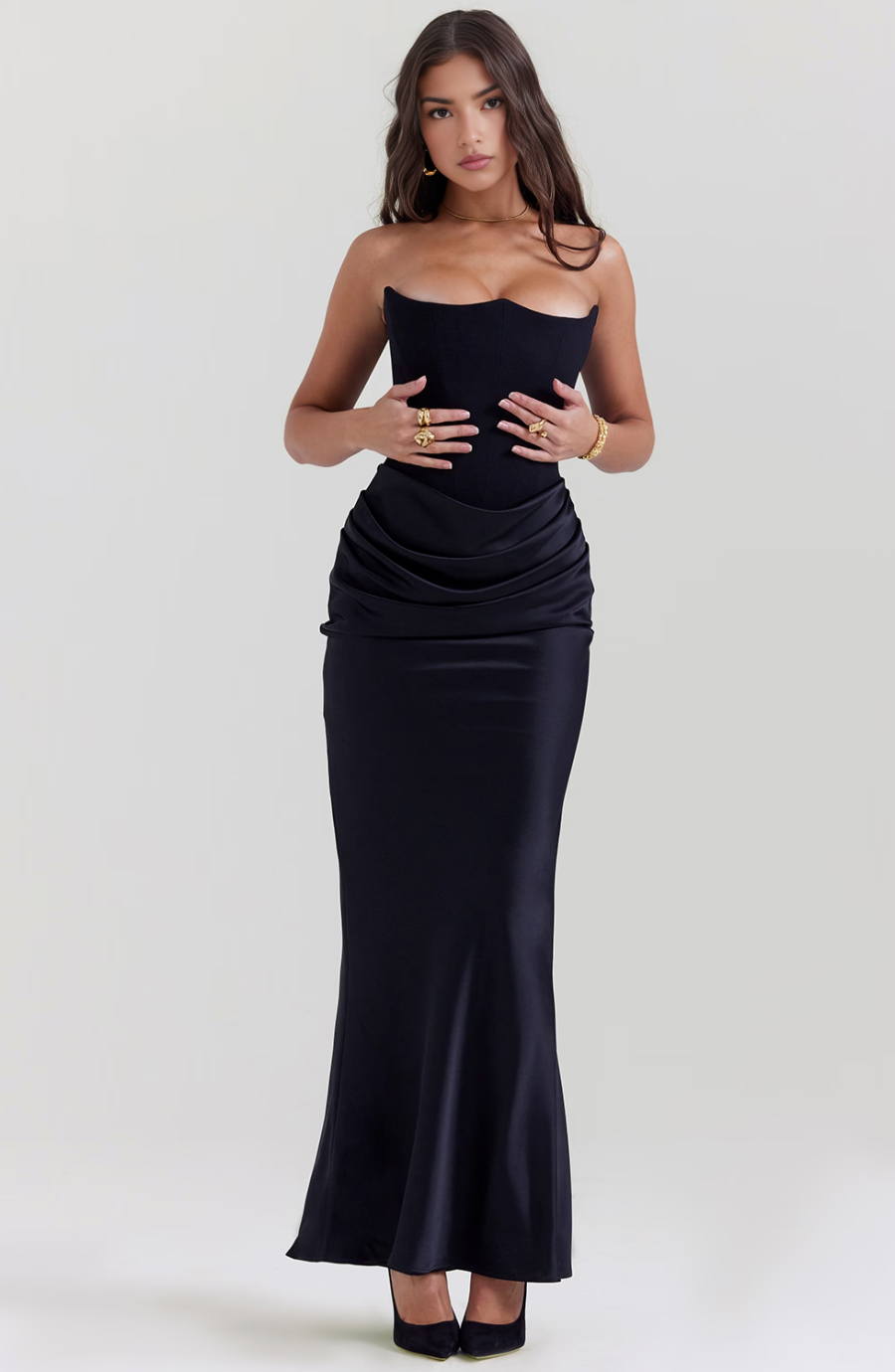 Hera - Elegante Abito da Festa Senza Spalline in Colore Pieno