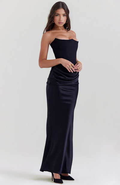 Hera - Elegante Abito da Festa Senza Spalline in Colore Pieno