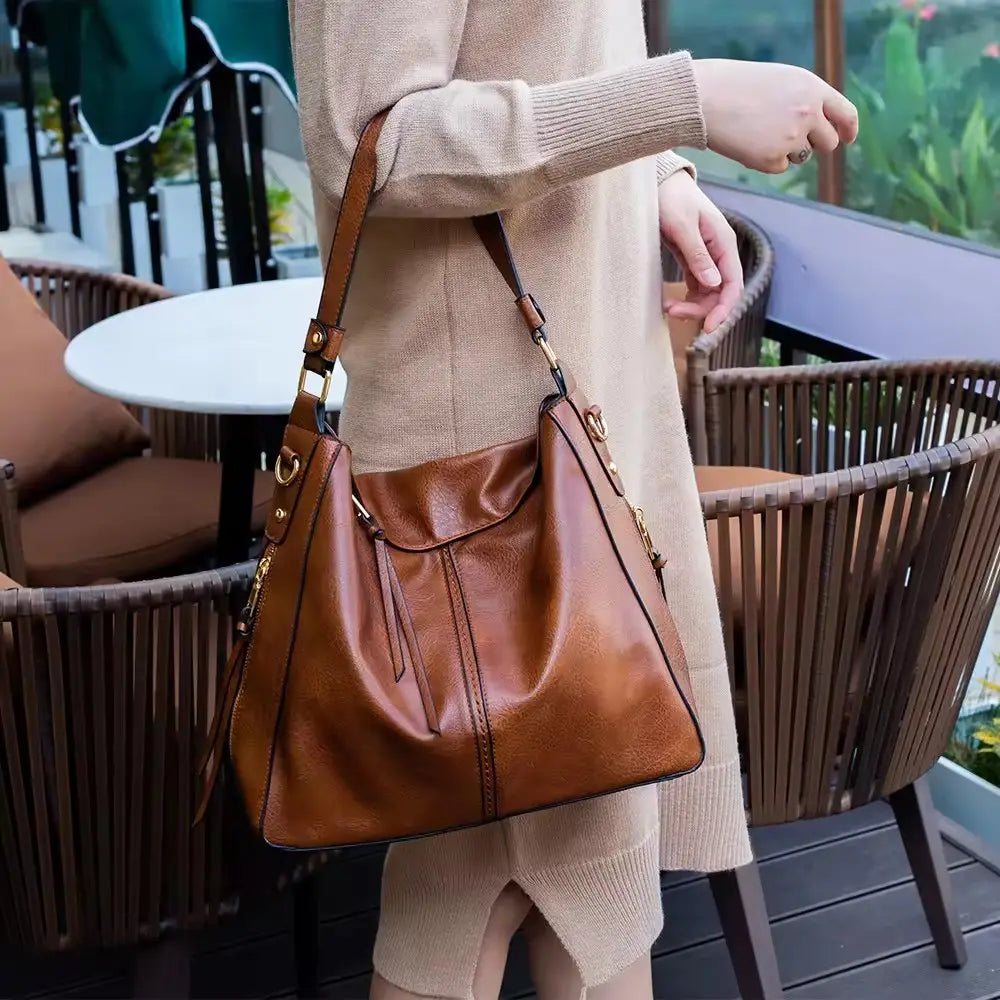 Blakely – Borsa Hobo in Pelle di Lusso