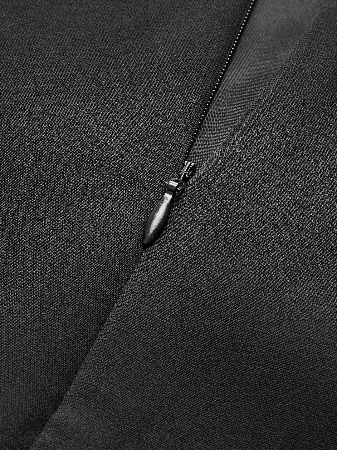 Camilla® | Abito Elegante Slim-fit con Collo All'Americana