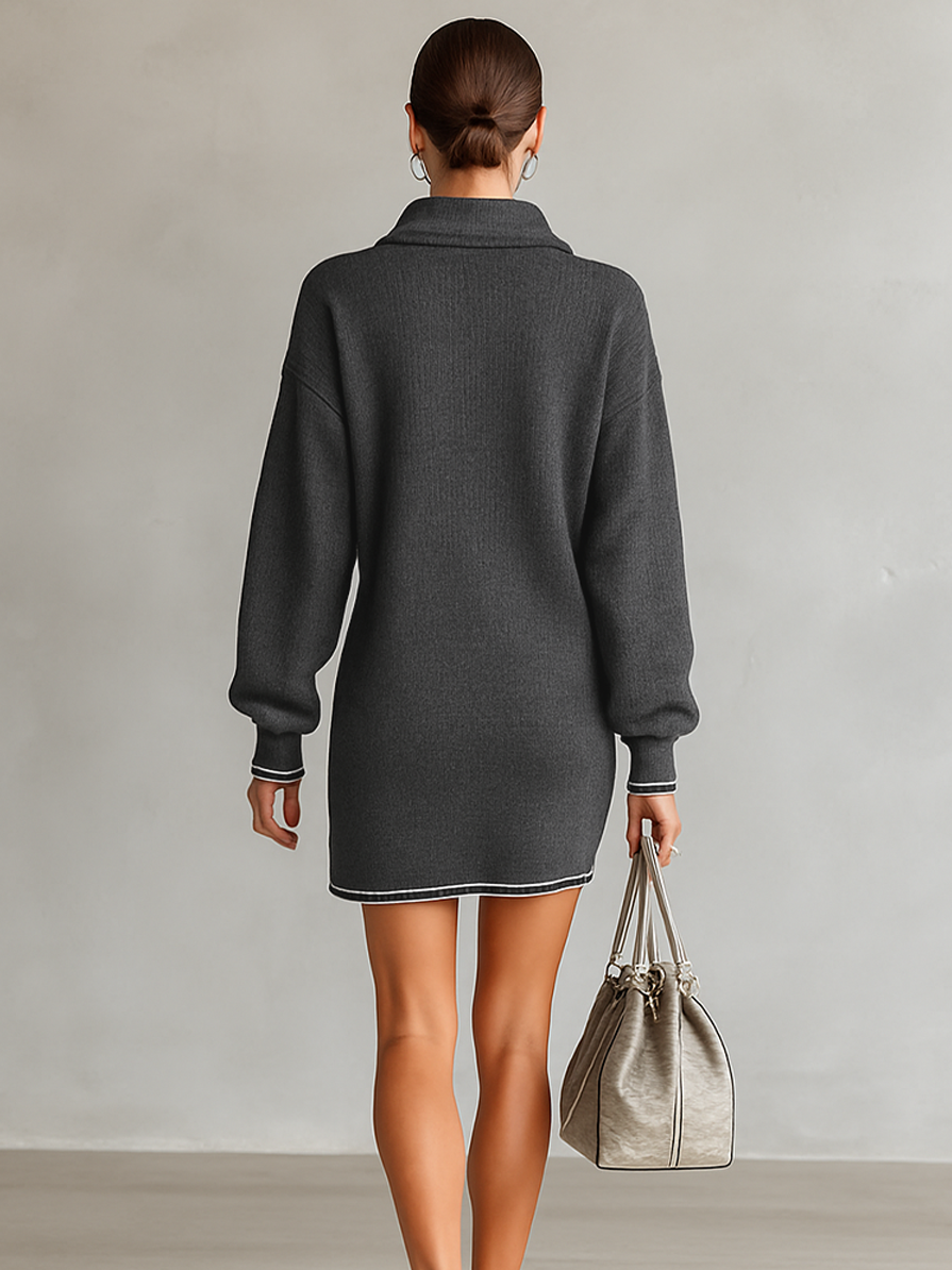 Abito Mini in Maglia Larga con Collo Polo e Zip