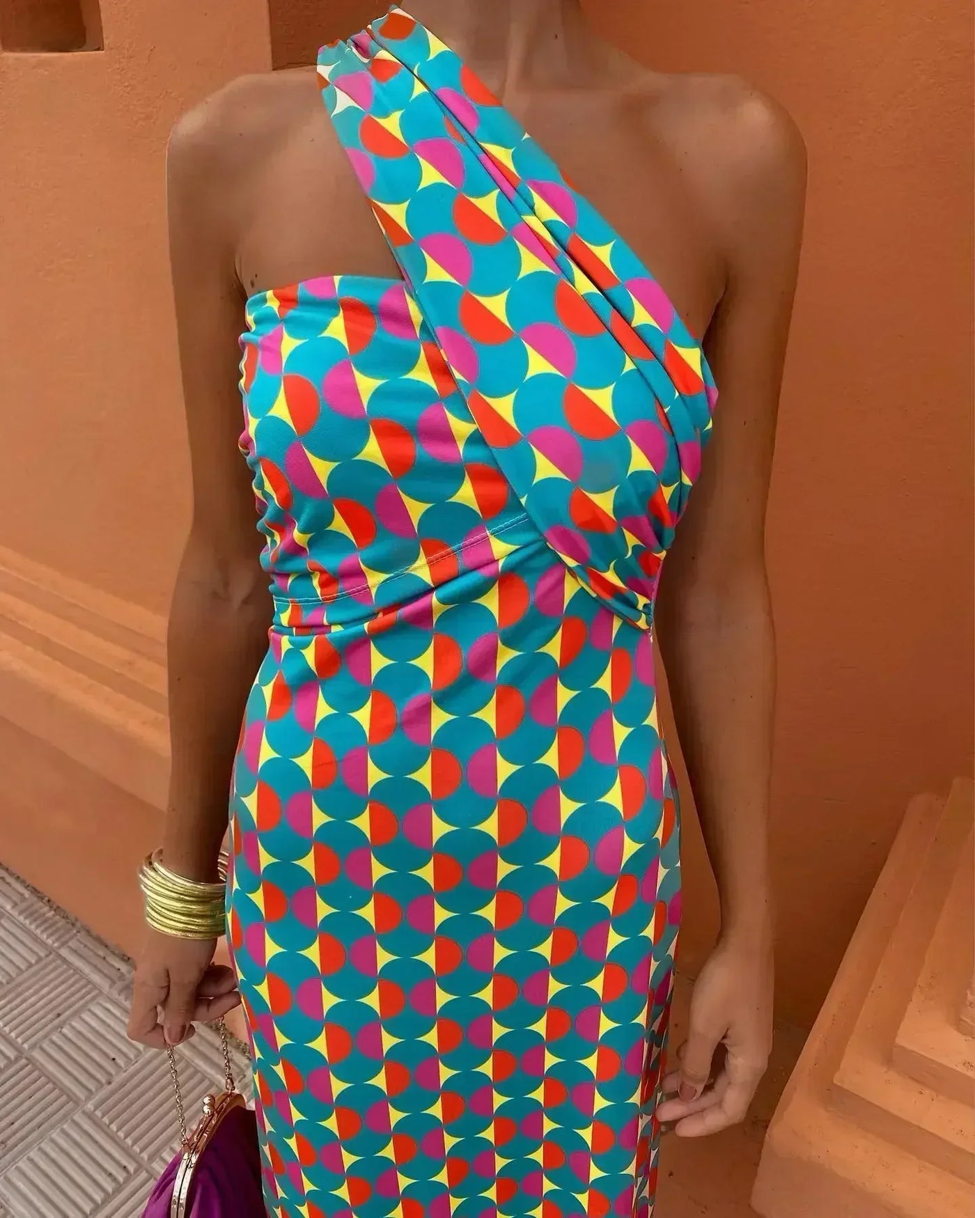 Irmgardi - Abito Colorato con Scollatura Asimmetrica