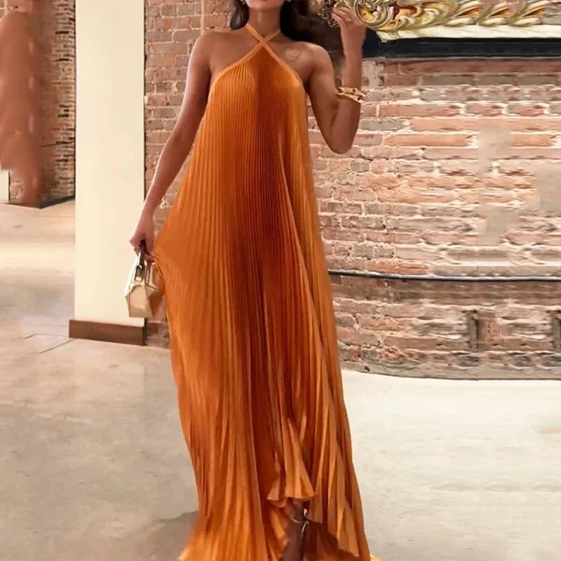 Mira - Abito Maxi con Scollo Halter Plissettato Chic