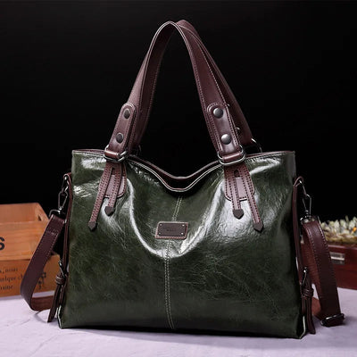 Aralyn - Borsa a Spalla in Pelle Morbida e Raffinata