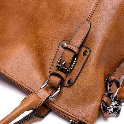 Vera - Borsa a Spalla con Fibbia