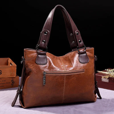 Aralyn - Borsa a Spalla in Pelle Morbida e Raffinata