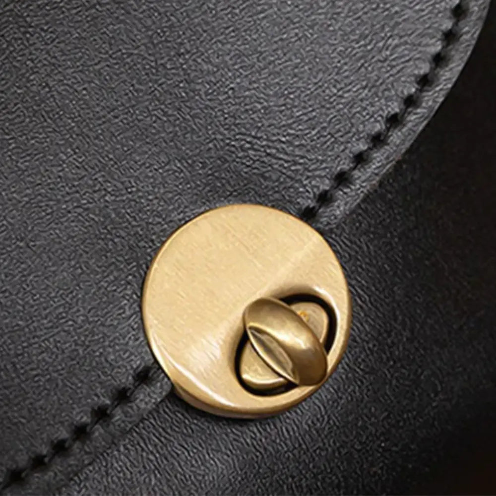 Anna - Borsa in Pelle Chic con Chiusura a Bacio