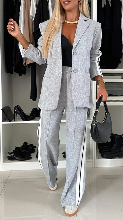 Vada - Set Top e Pantaloni con Collo a Risvolto a Contrasto per Donne