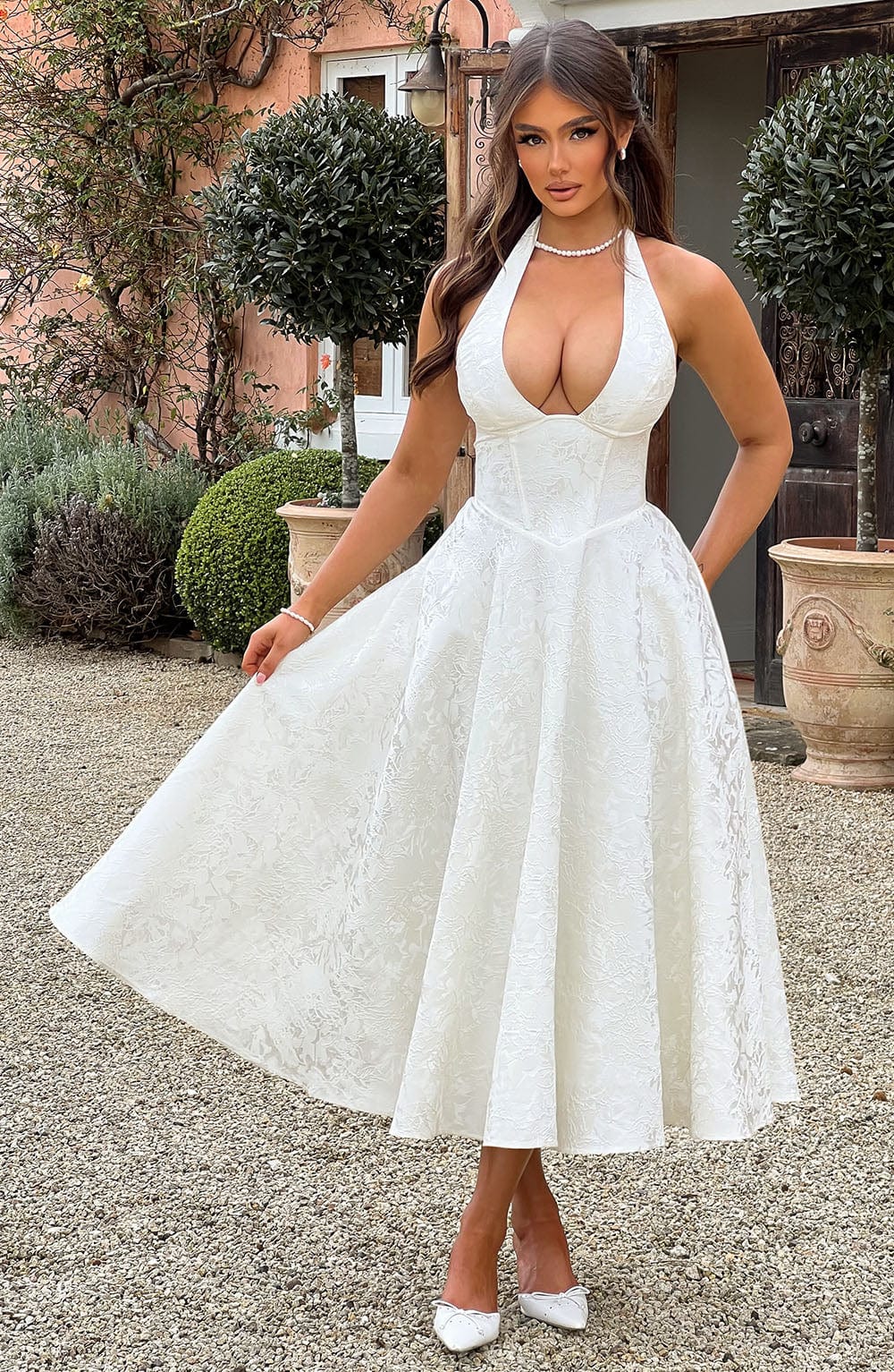 Niamh - Abito Senza Maniche Elegante Ricamato con Scollatura Profonda a V